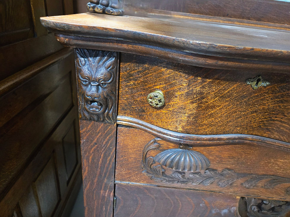 Thumbnail: Beautiful Antique Oak Buffet