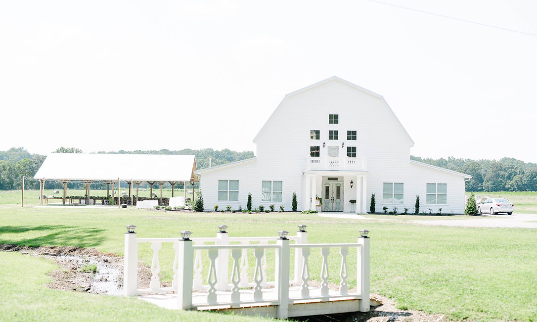 harvest hollow venue and farm | affordable wedding venues | my big letters | www.mybigletters.com