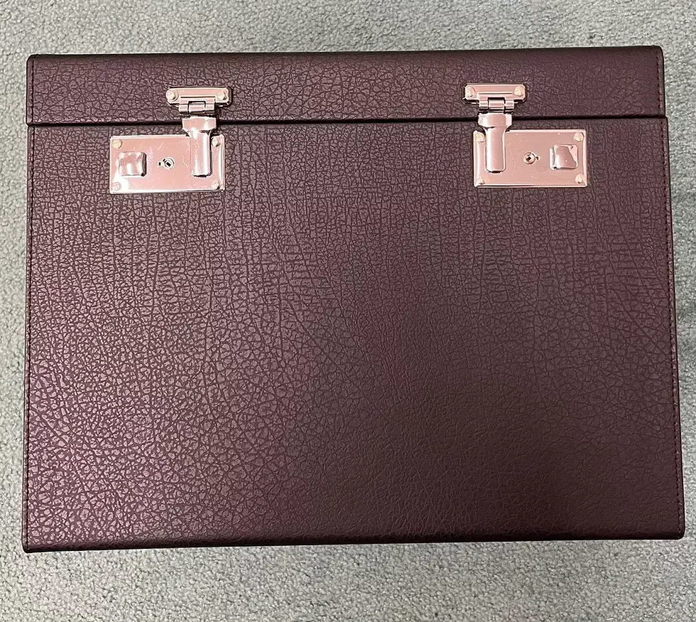 Thumbnail: New Singer Featherweight Carrying Case for 221-222 Sewing Machines