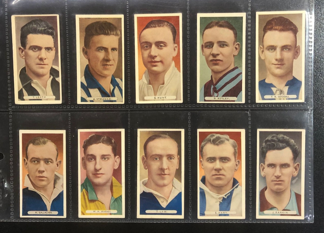 Ardath Famous Footballers Cigarette Cards