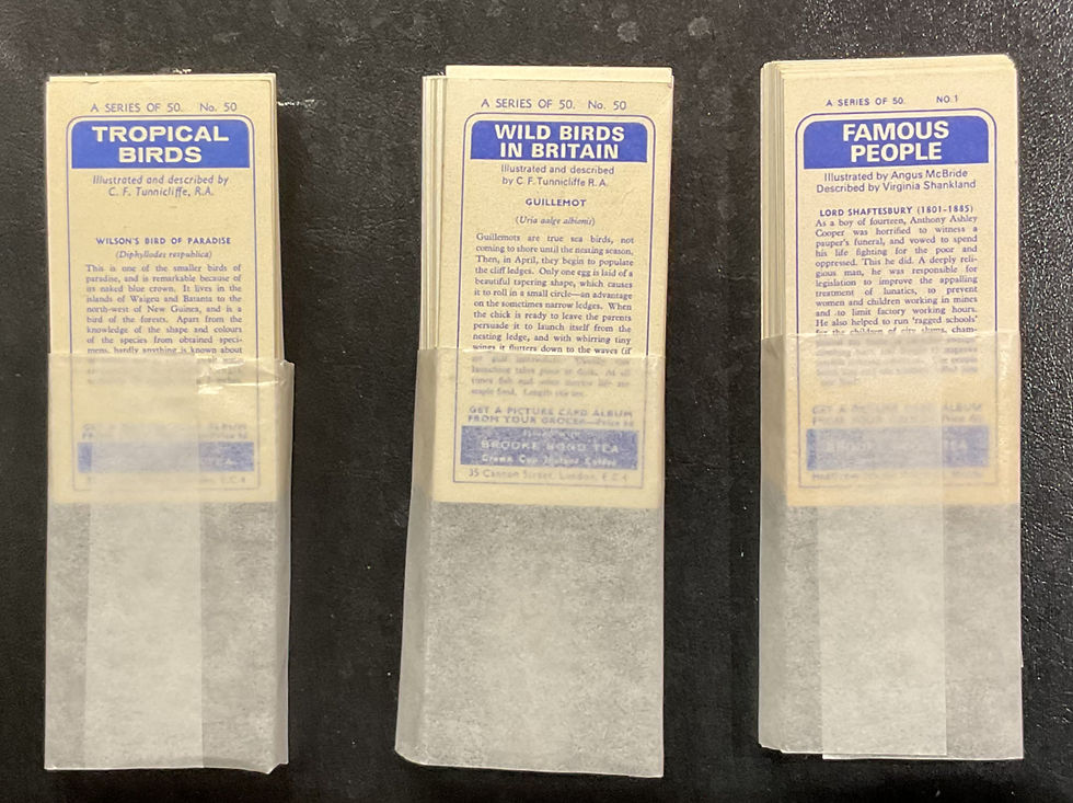 Thumbnail: Brooke Bond Tea Blue Back x21 Tea Card Sets