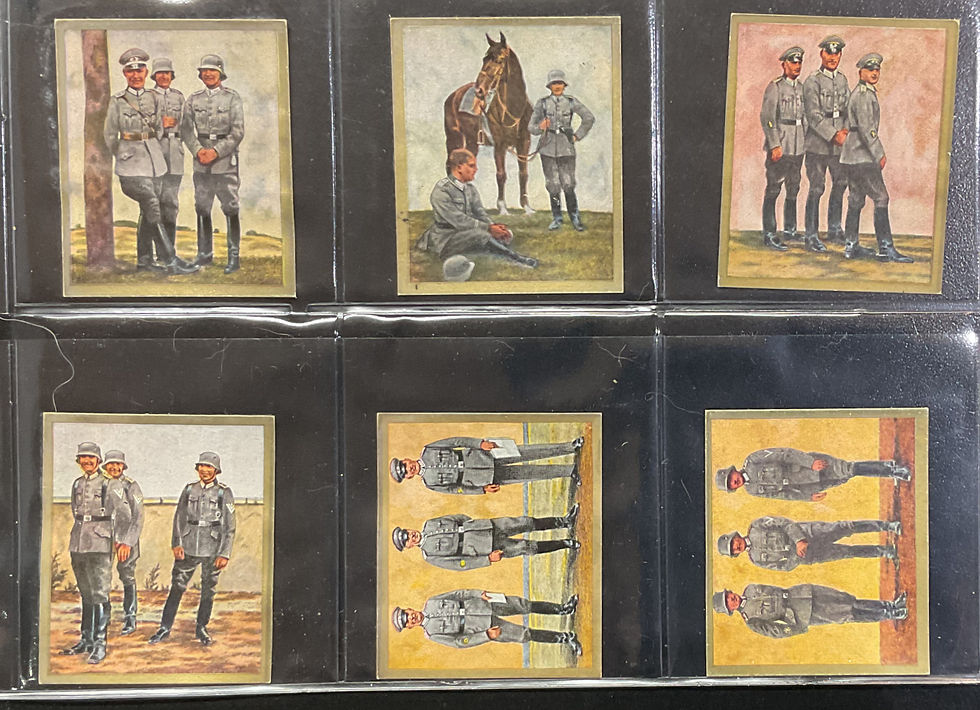 Thumbnail: Waldorf - Astoria Die Reichswehr German Cigarette Cards