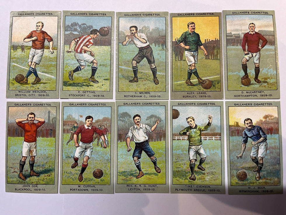 Thumbnail: Gallaher Association Football Club Colours Cigarette Cards