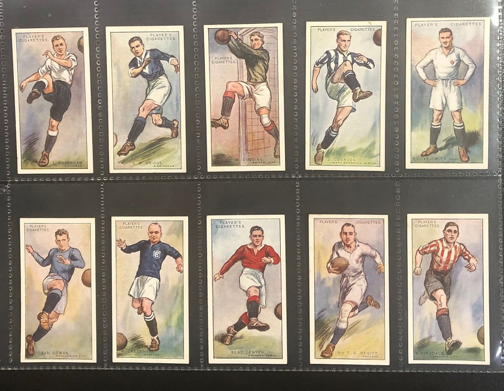 Thumbnail: Players Footballers 1928 Cigarette Cards