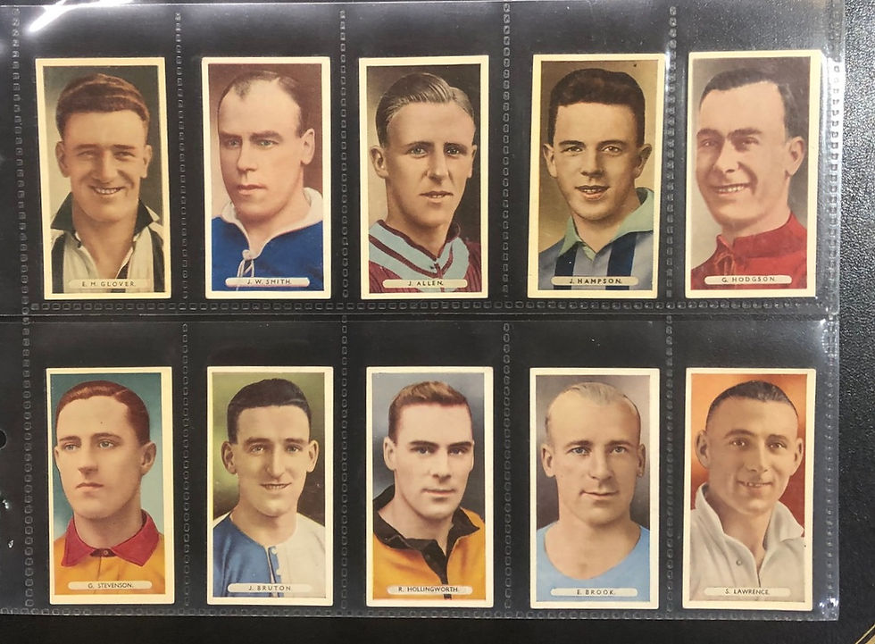 Thumbnail: Ardath Famous Footballers Cigarette Cards