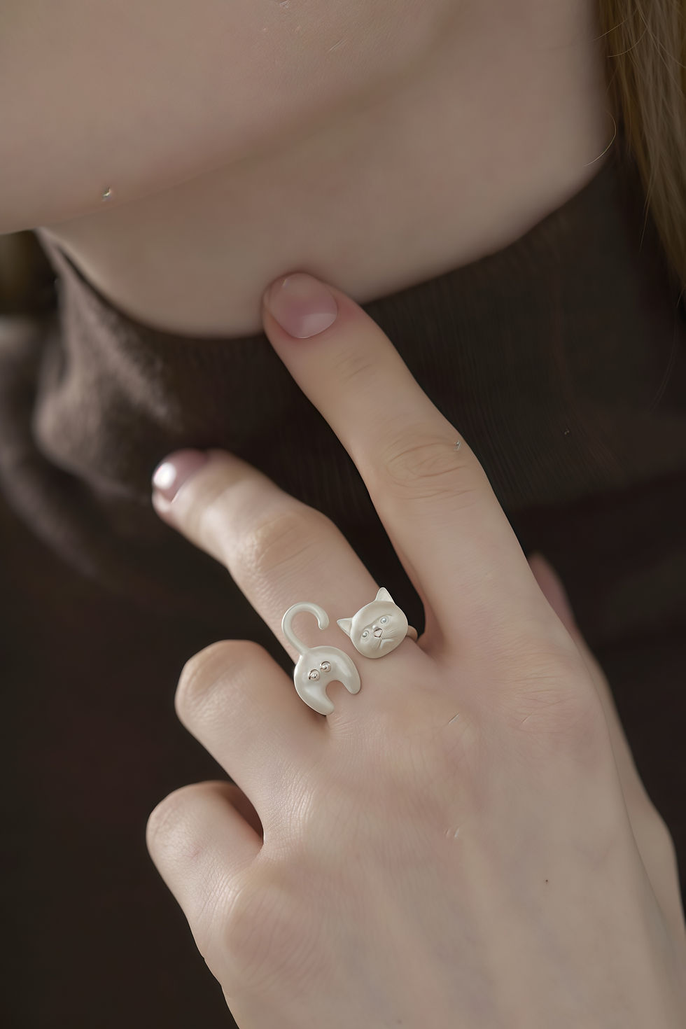 REBE77E Hide and Seek Ring, sterling silver, a playful blend of art and whimsy.