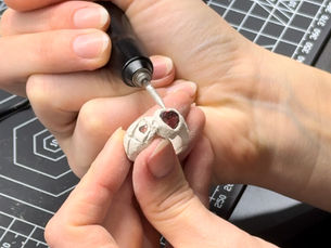 Valentine’s Day 2025: The Perfect Gift Guide for Silver Lovers 💕