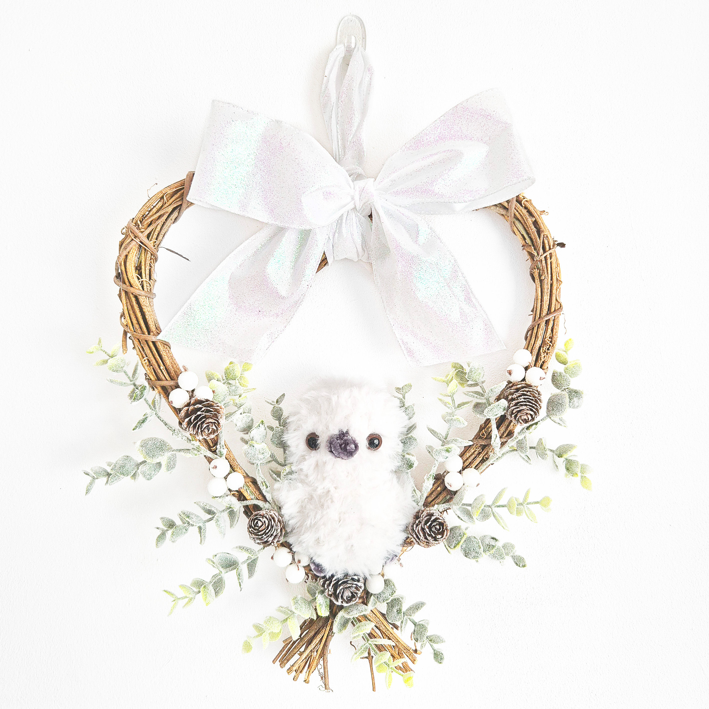 Medium / Large Heart Rattan Grapevine Christmas Wreath with Crochet Owl