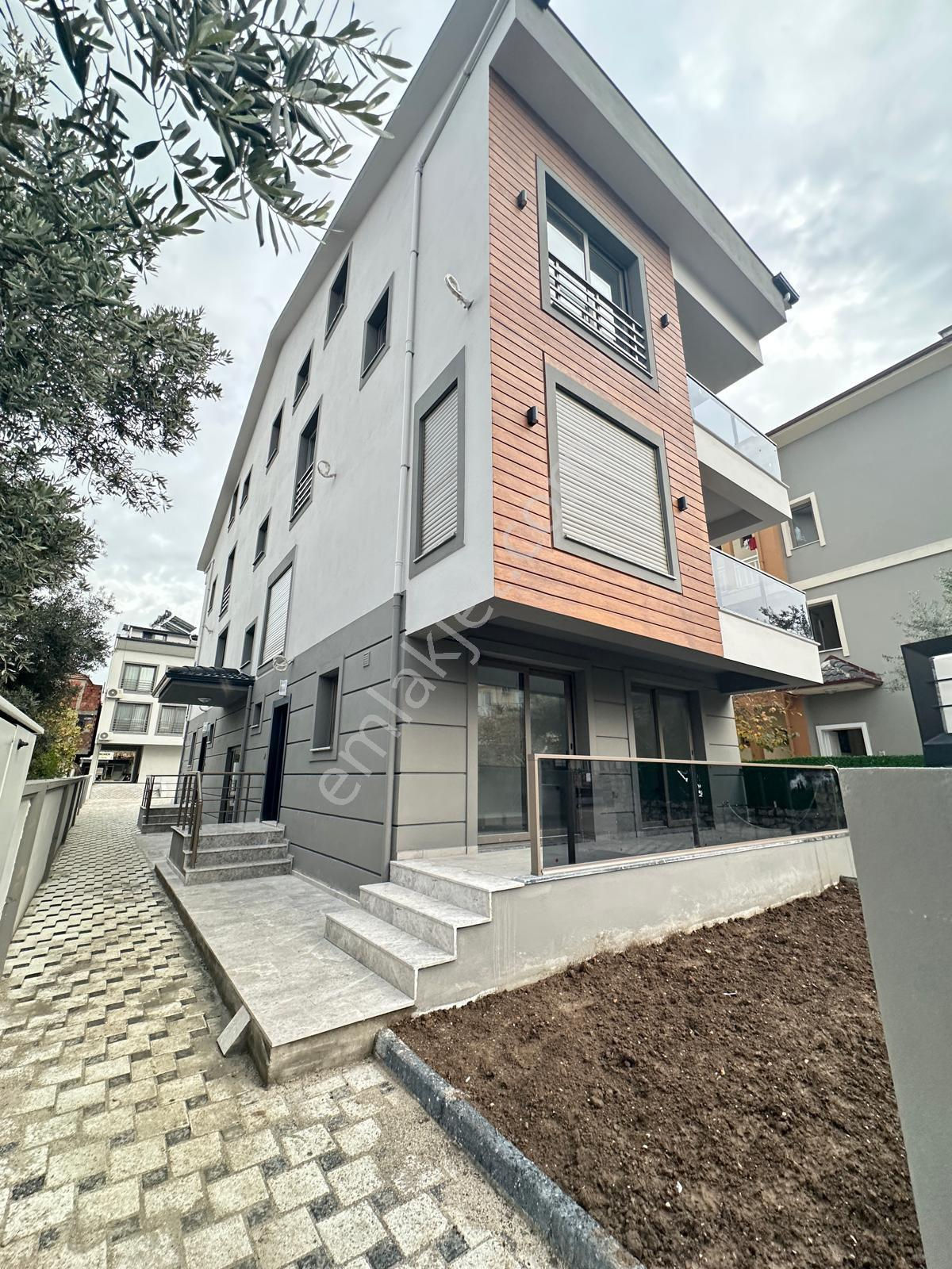 AVM VE SALIPAZARI YAKINI 3+1 ASANSÖRLÜ YERDEN ISITMALI SIFIR DAİRE