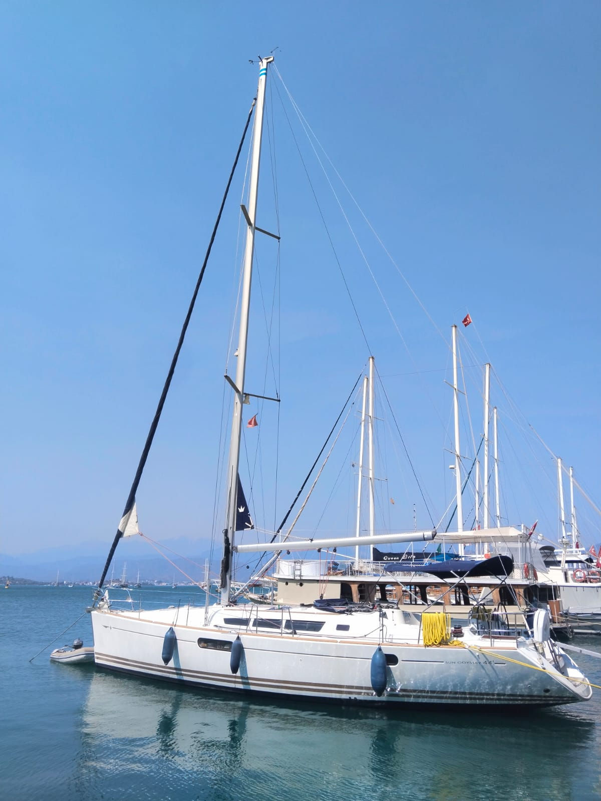 JEANNEAU 44i 2011 model TEKNE