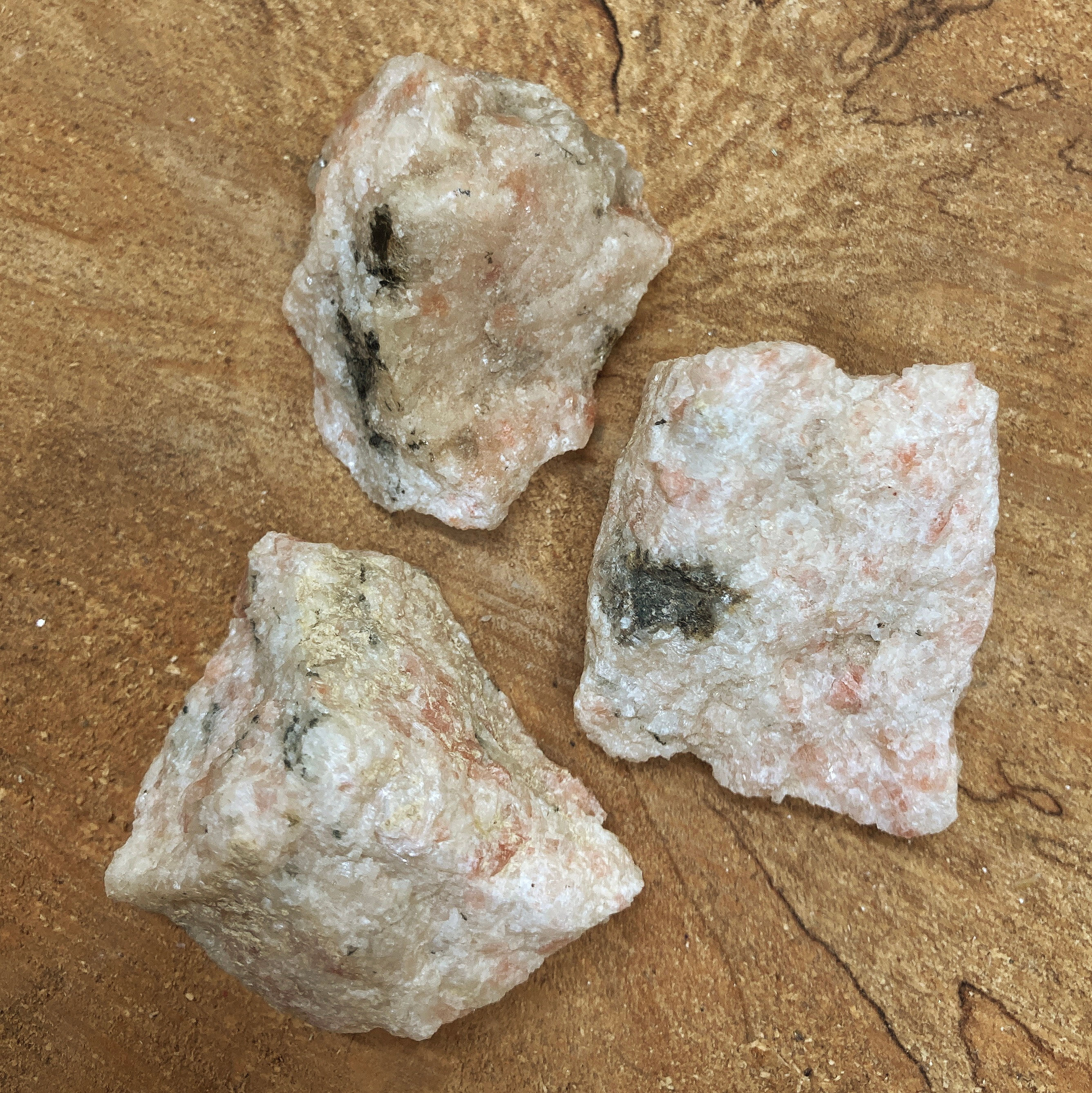 Pierre brute - taille 2 - Héliolite / "pierre de soleil" - Inde