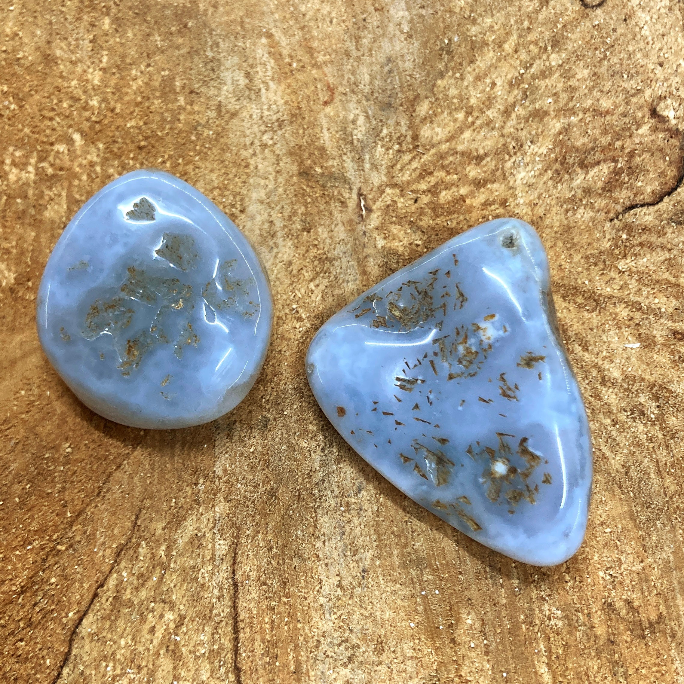 Pierre roulée - taille 2 - Calcédoine bleue - Namibie