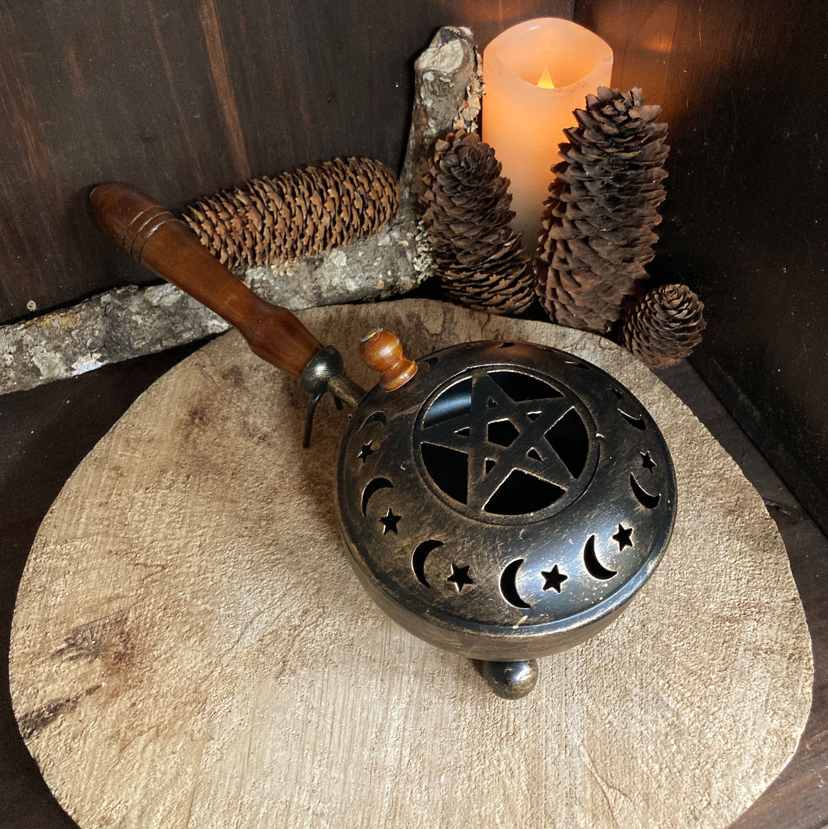 Brûle-encens en métal et bois - Pentagramme