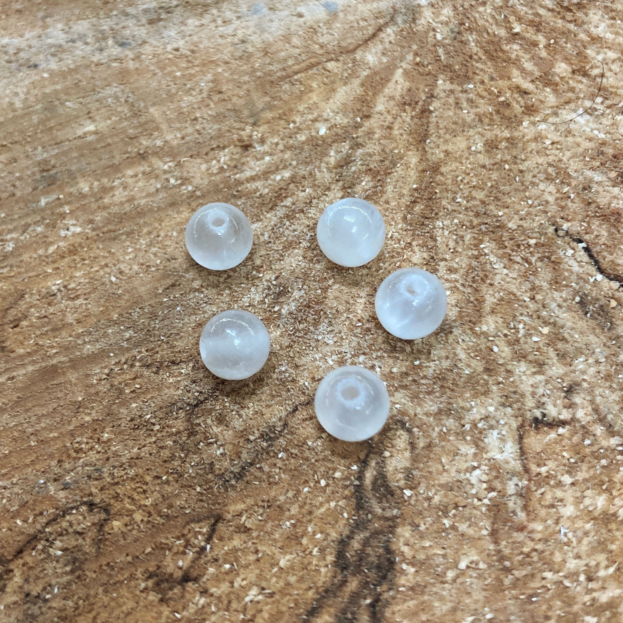 Perle 6/6.5mm - gypse fibreux / sélénite