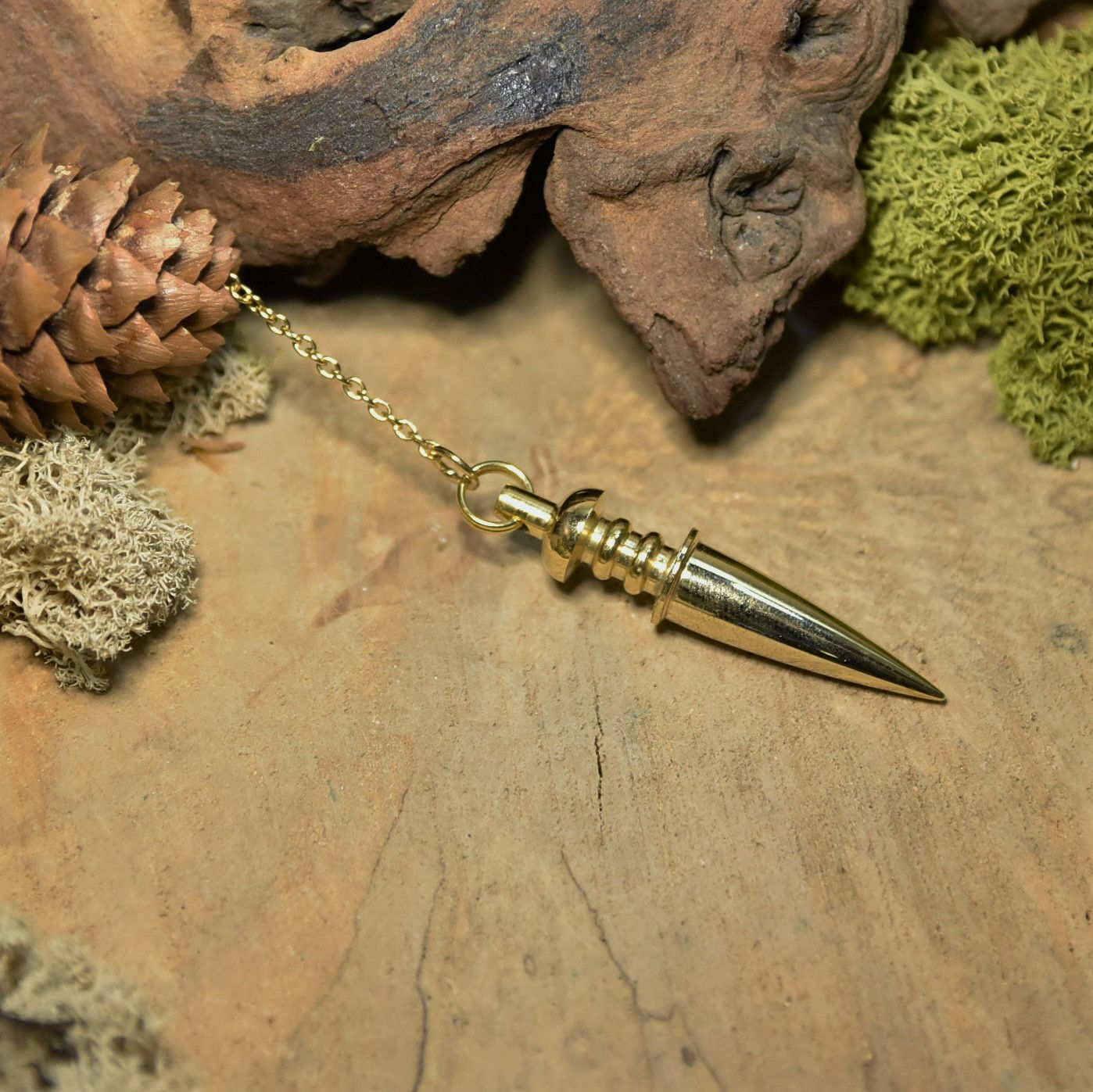 Pendule : Maât Égyptien doré