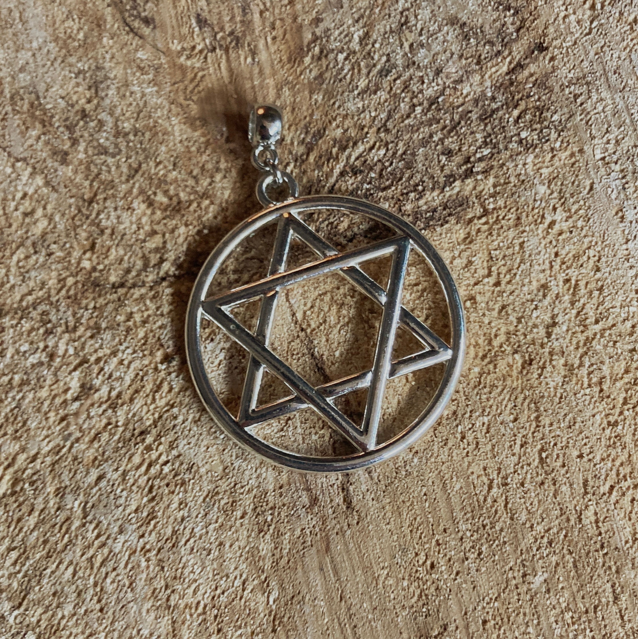 Pendentif sceau de salomon