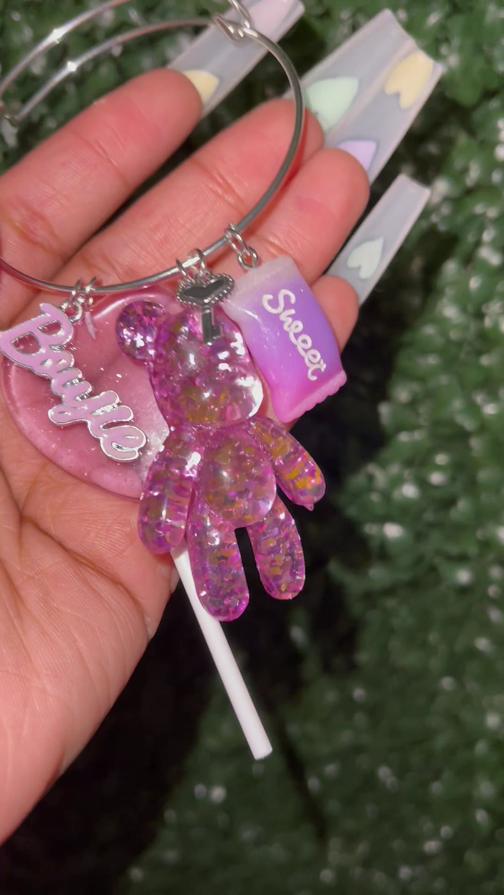 Thumbnail: Beary Boujie