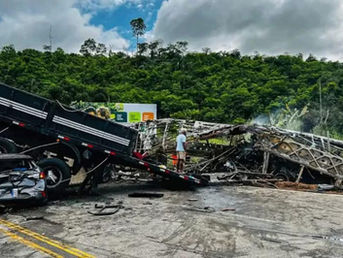 Conductor implicado en accidente con 41 muertos se entrega a la Policía en Brasil