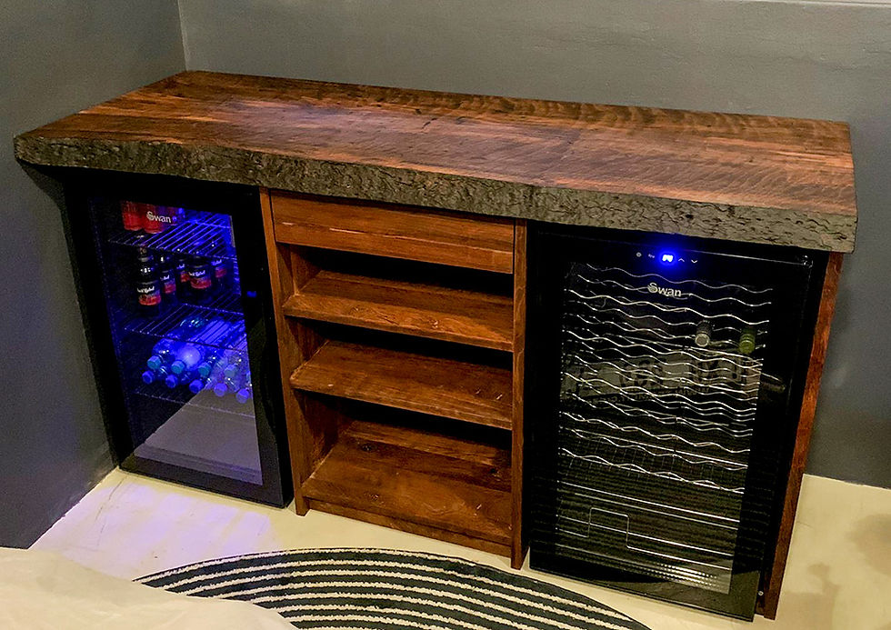 Jackalberry Live-edge Mini Bar