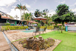 RecantoRosana - PiscinaVisãoJardim