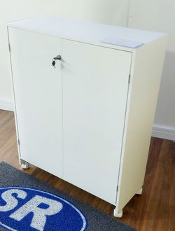 Balcão vitrine III Slim com porta