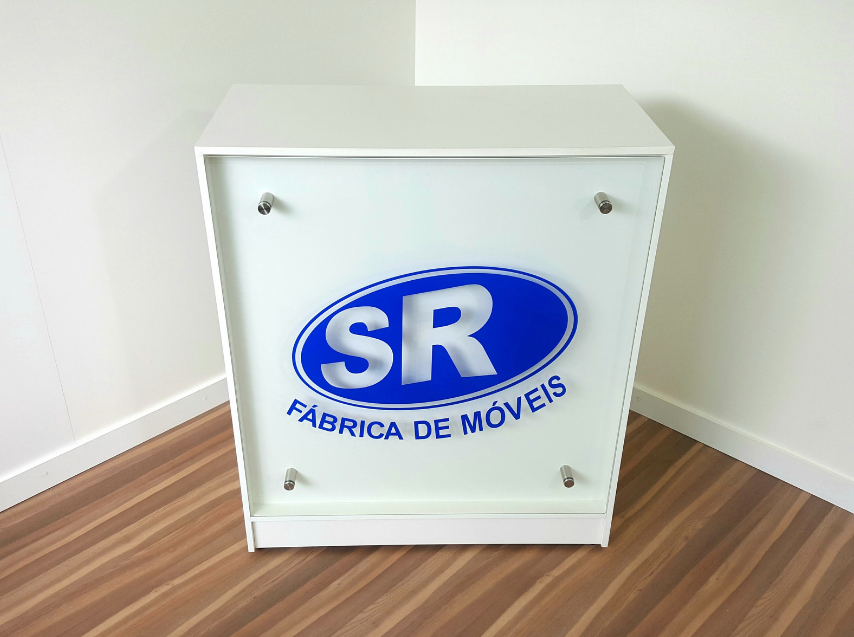 Balcão caixa reto - Frente em vidro