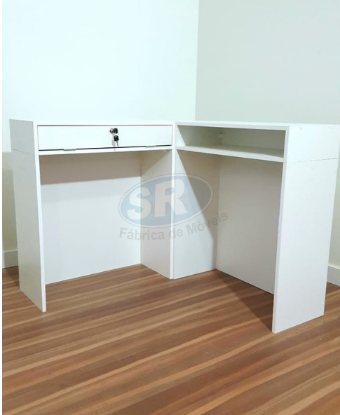 Mesa em L
