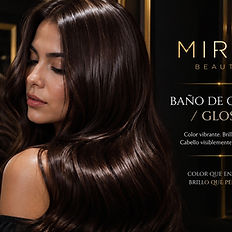 Baño de color gloss en Barcelona en Mirik Beauty