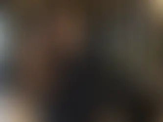 Resultado de detox capilar en Barcelona con cabello ligero, brillante y con movimiento