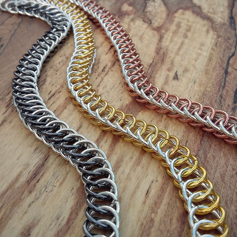 Half-Persian 4-in-1 in a choice of colours
