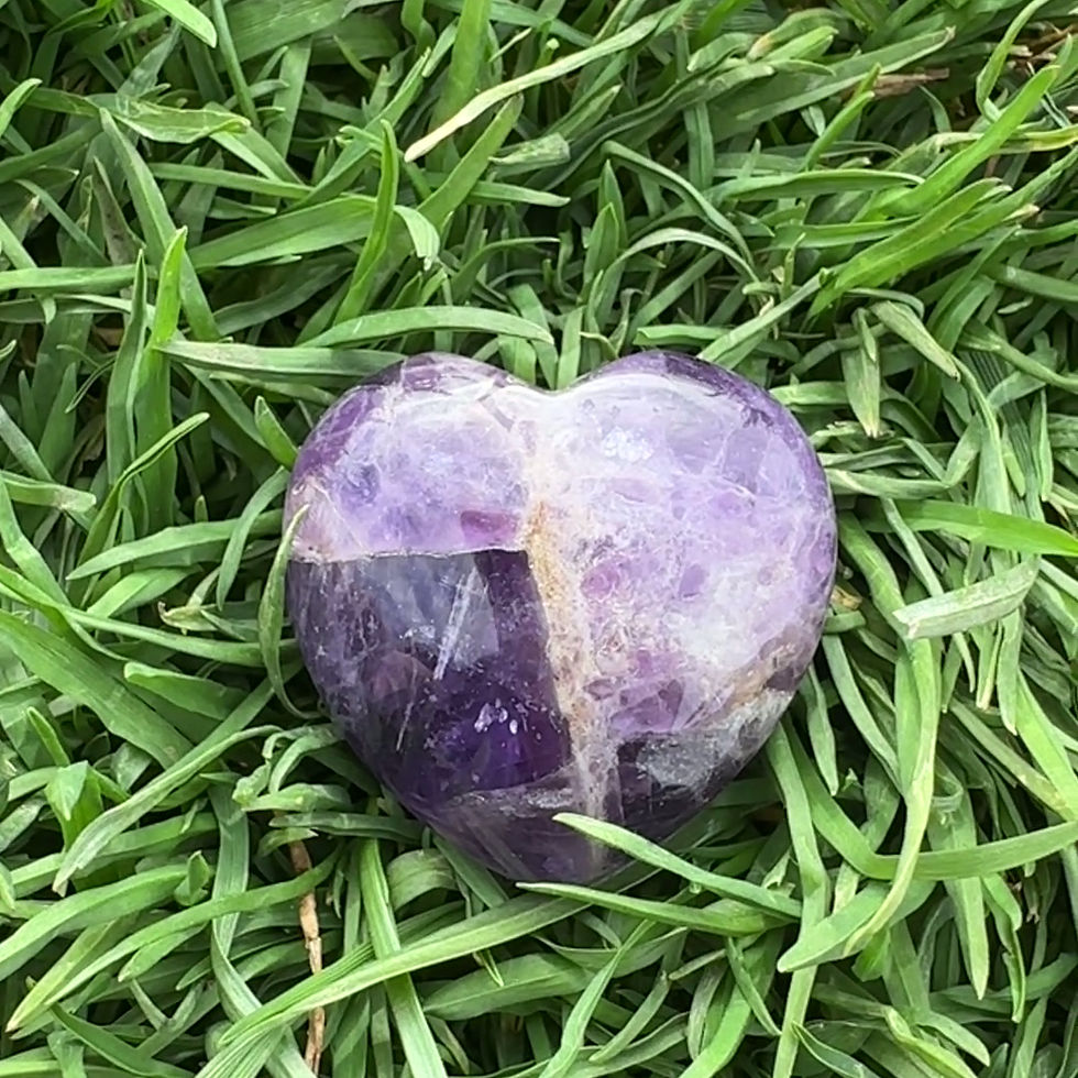 Thumbnail: Аметист Сърце