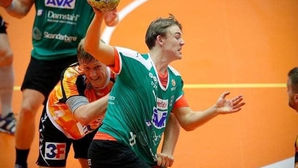 KÅRINGERNE STÅR I KØ ………..