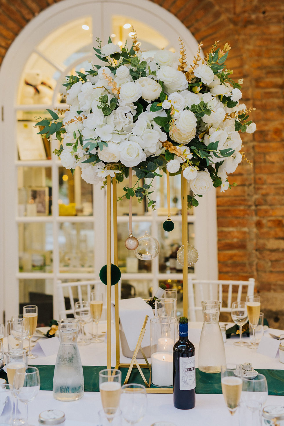Thumbnail: Flower ball centrepiece with stand