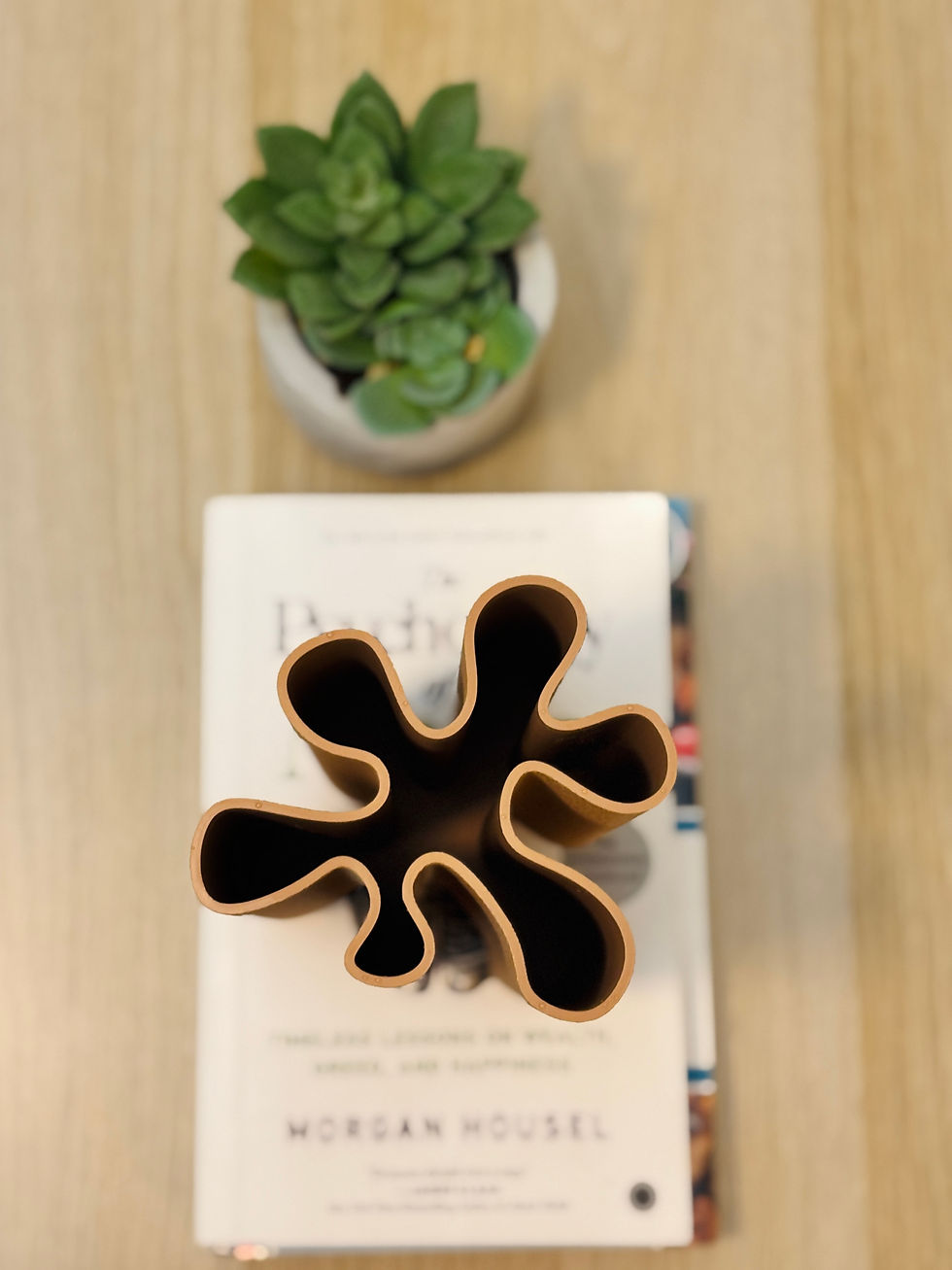 Thumbnail: Ameba – 3D Printed Sculptural Vase - Modern Wavy Home Decor