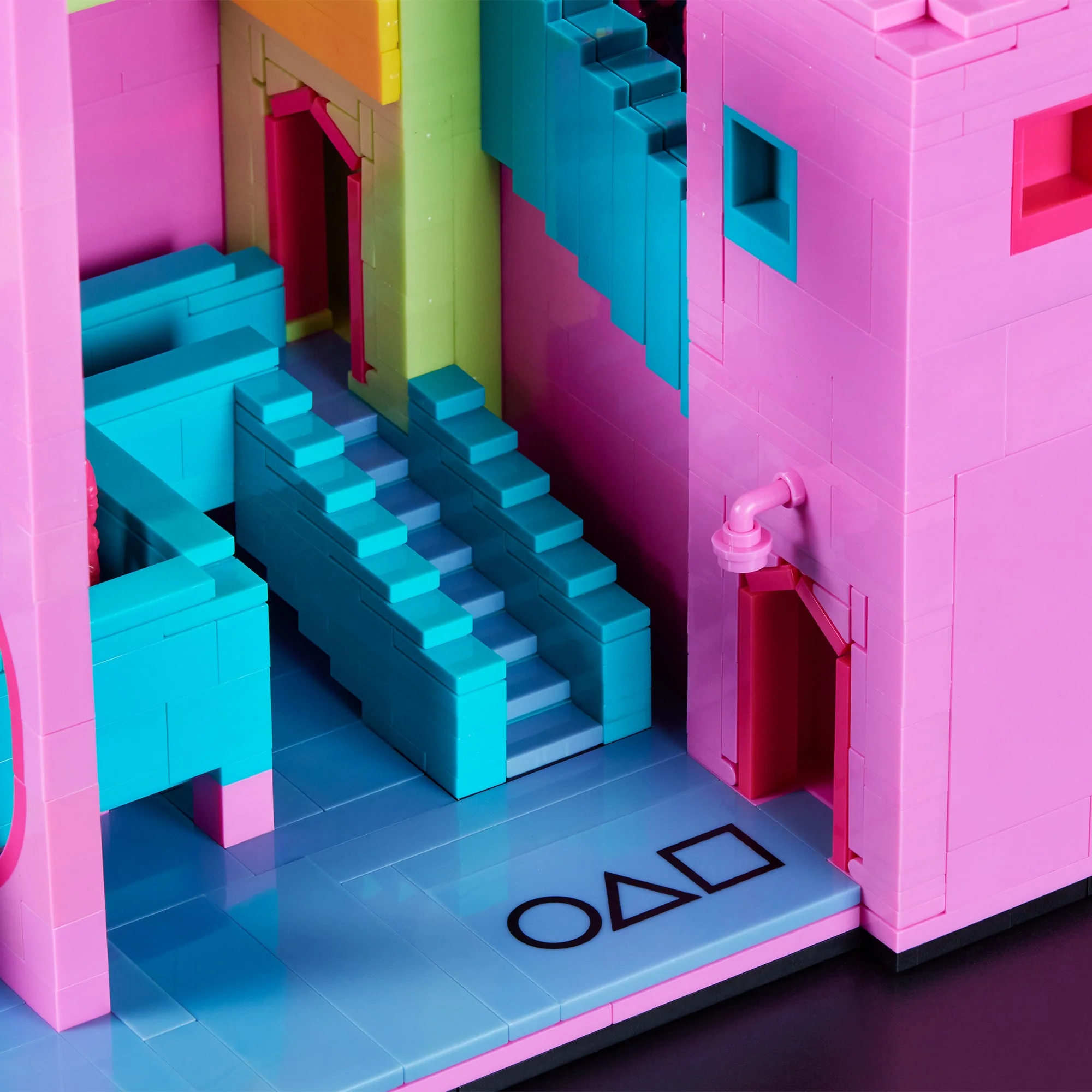 A detail look at the 2025 Mega Netflix Squid Game Staircase Collector Building Set