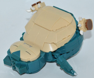 Snorlax version 1 from the Mega Construx 2018 Pokémon set Snorlax & Munchlax (FPM11).
