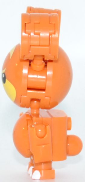 Teddiursa version 1 from the Mega Construx 2017 Pokémon set Pokémon Multi Pack  (FPM10).