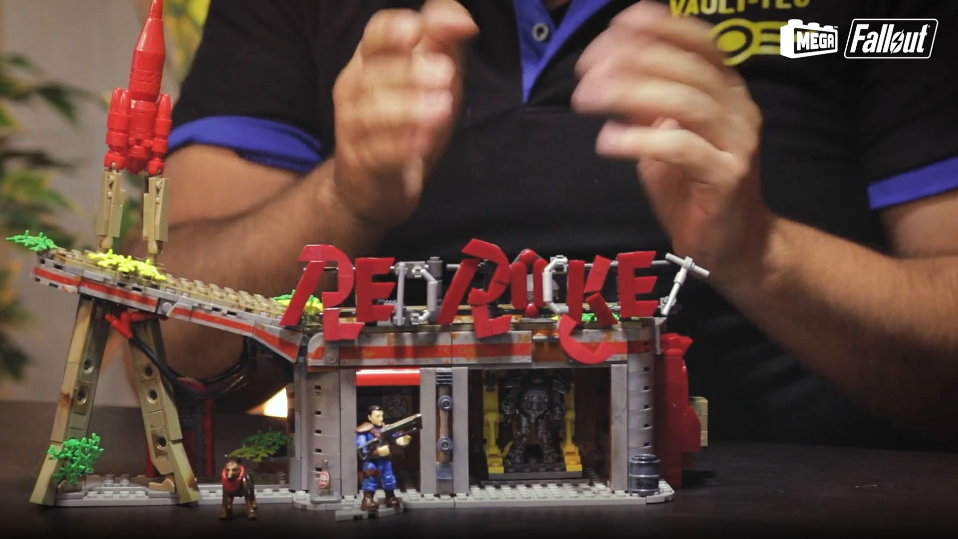 Fallout Red Rocket Truck Stop by MEGA