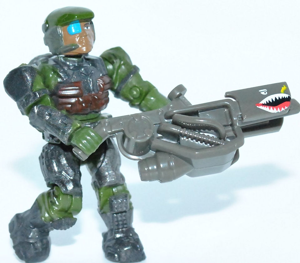 Detailed information about the fourth version of the Halo UNSC Marine released by Mega for set 96942 UNSC Elephant. 