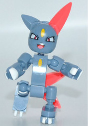 Sneasel version 1 from the Mega Construx 2017 Pokémon set Pokémon Multi Pack (FPM10).
