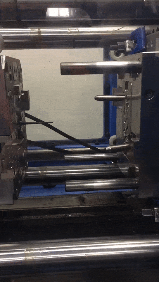 ezgif.com-gif-maker (1).gif