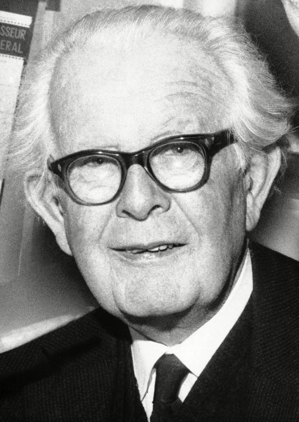 Jean-Piaget.webp