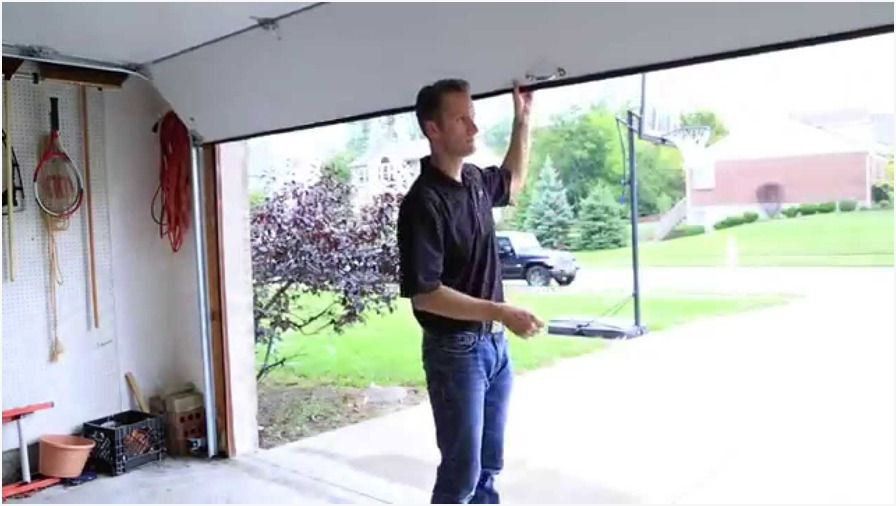 How to open garage door manually without power