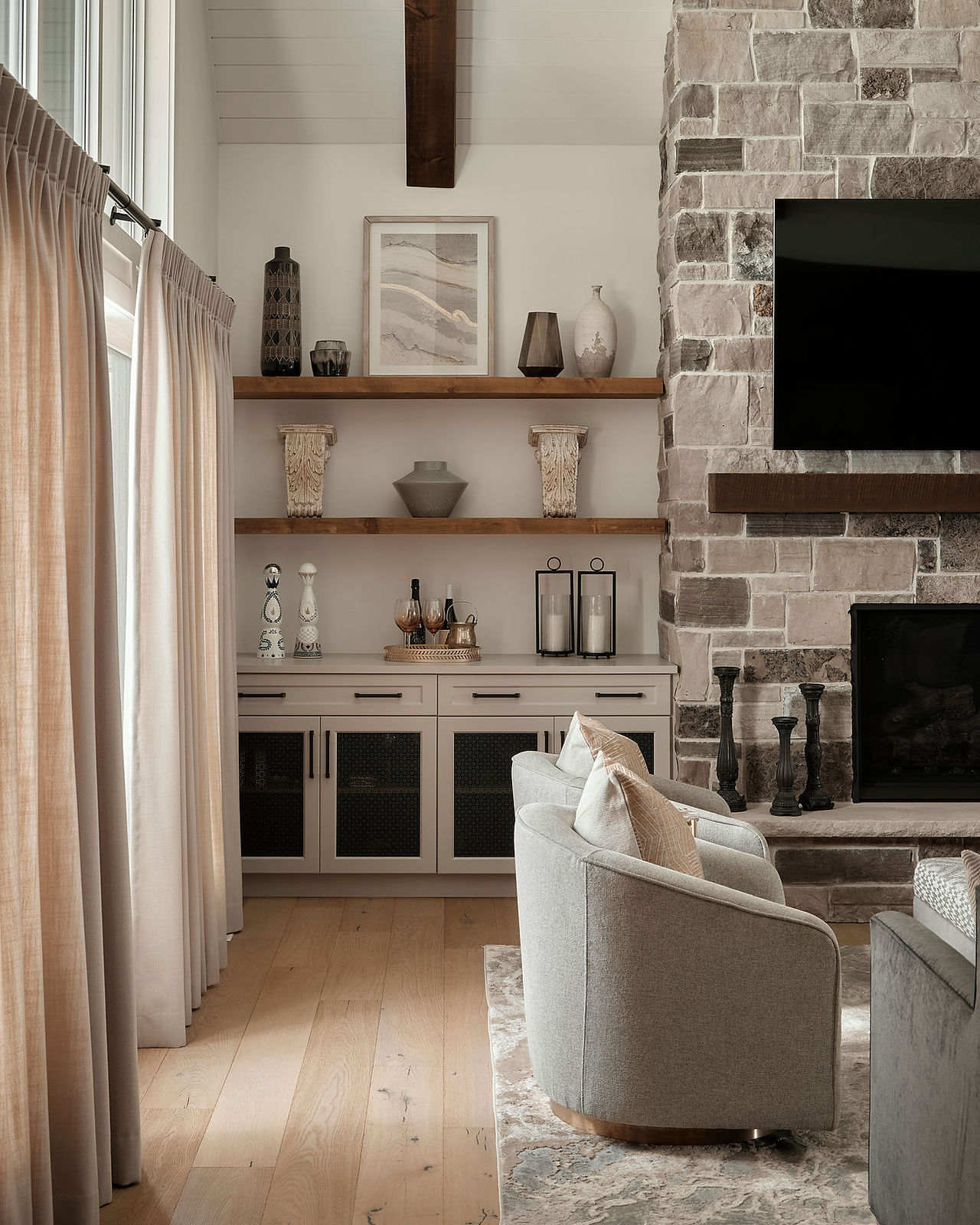 modern farmhouse living room shelf