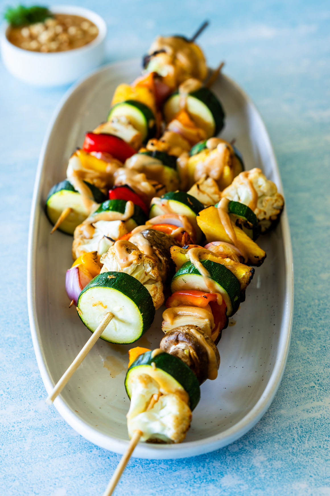 EASY VEGGIE SKEWERS WITH PEANUT SATAY SAUCE