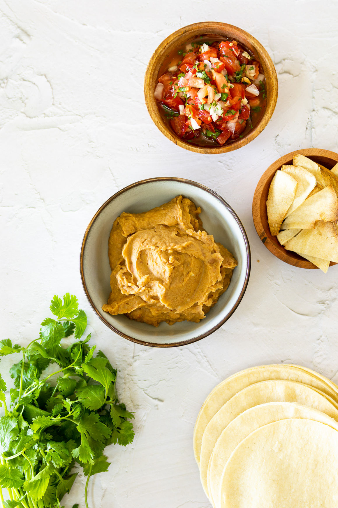 CHEESY PINTO BEAN DIP