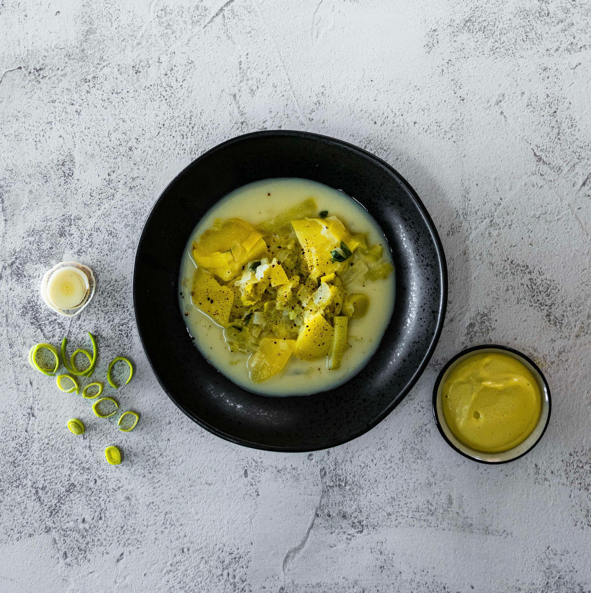 POLISH INSPIRED POTATO LEEK SOUP