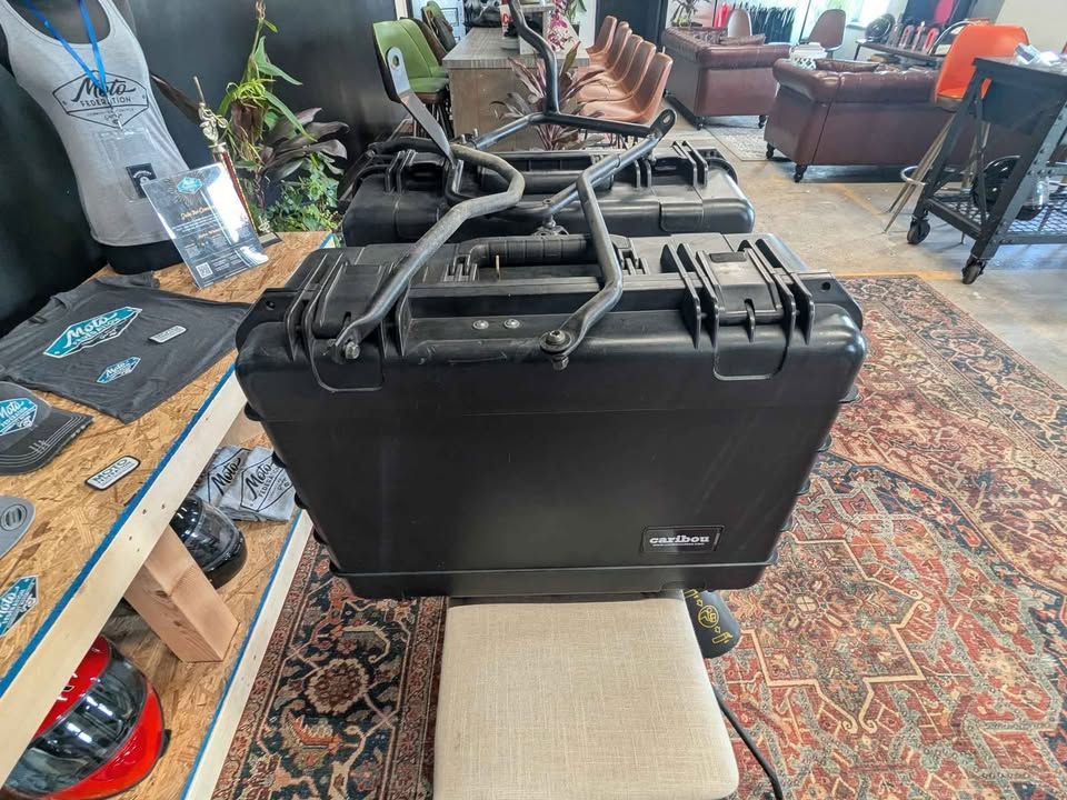 Thumbnail: Caribou 40 liter side cases.