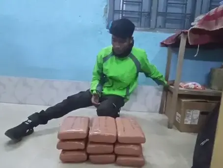 Nine packets of ganja weighing 13.5 kg were seized, with an estimated market value of over ₹2 lakh....