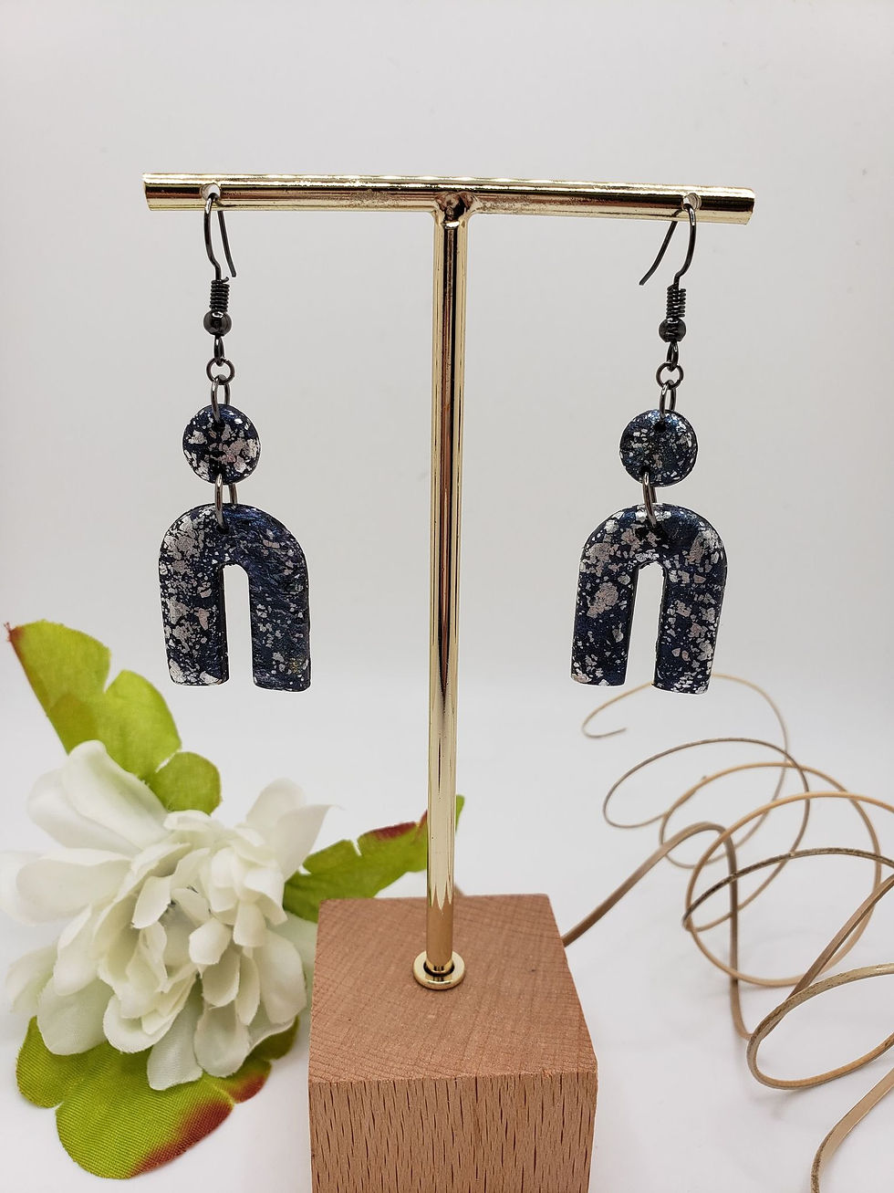 Handcrafted Galaxy Color Earrings: Dark gray and silver arch earrings
